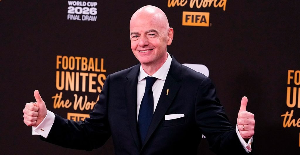 Infantino enfrentará denuncia por falta de neutralidad política en el fútbol